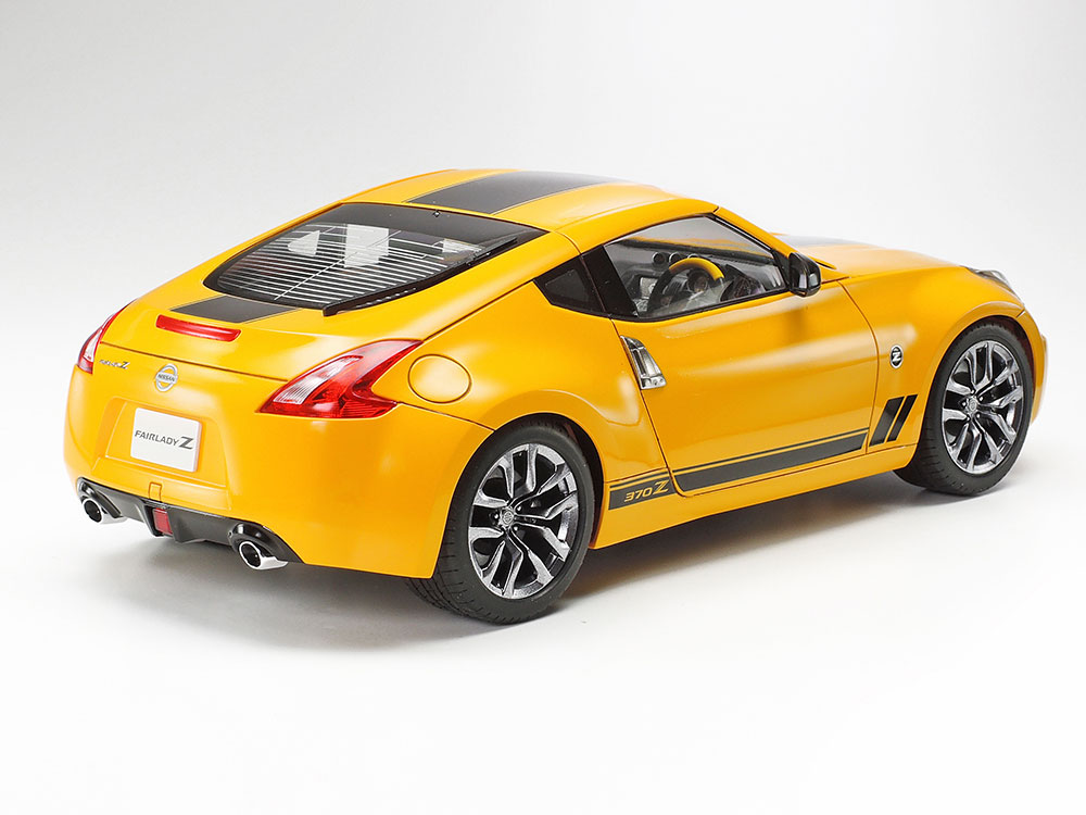 1/24 NISSAN フェアレディZ Heritage edition: スケールモデル｜TAMIYA SHOP ONLINE  -タミヤ公式オンラインストア-