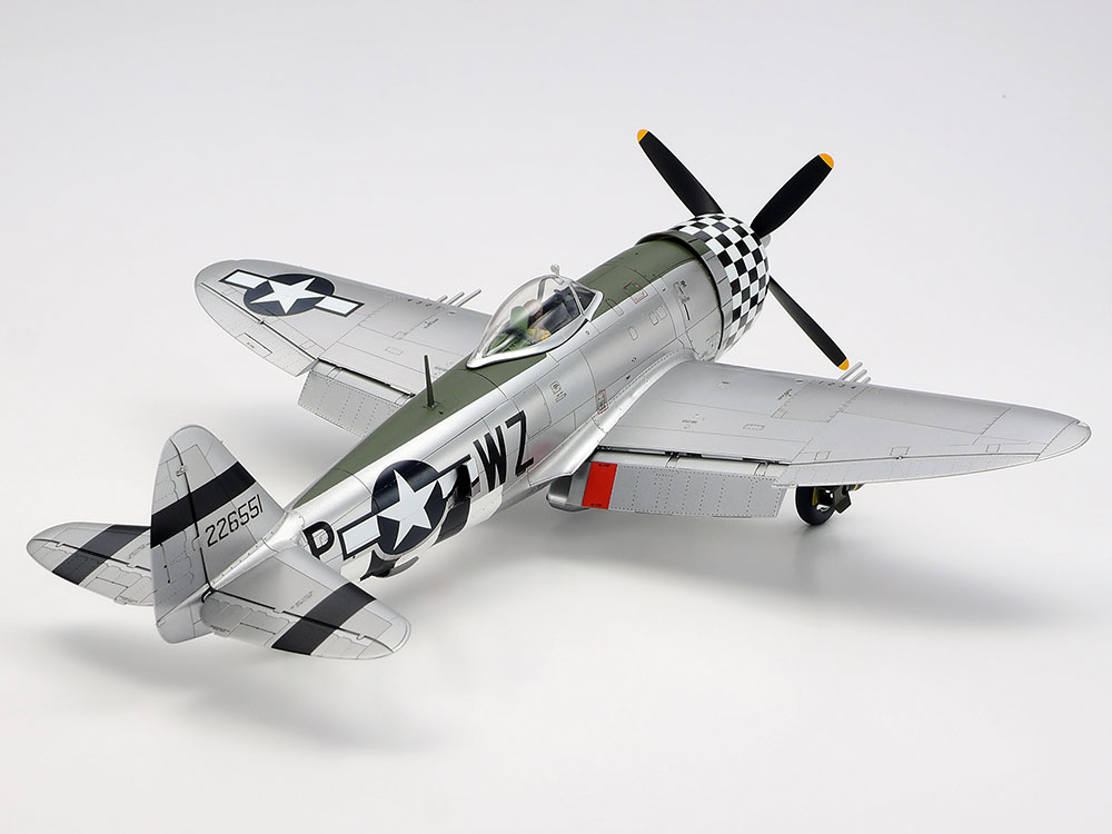 1/48 リパブリック P-47D サンダーボルト 「バブルトップ」: スケール 