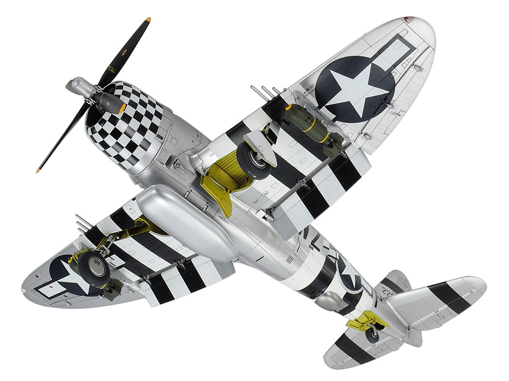 1/48 リパブリック P-47D サンダーボルト 「バブルトップ」: スケール 