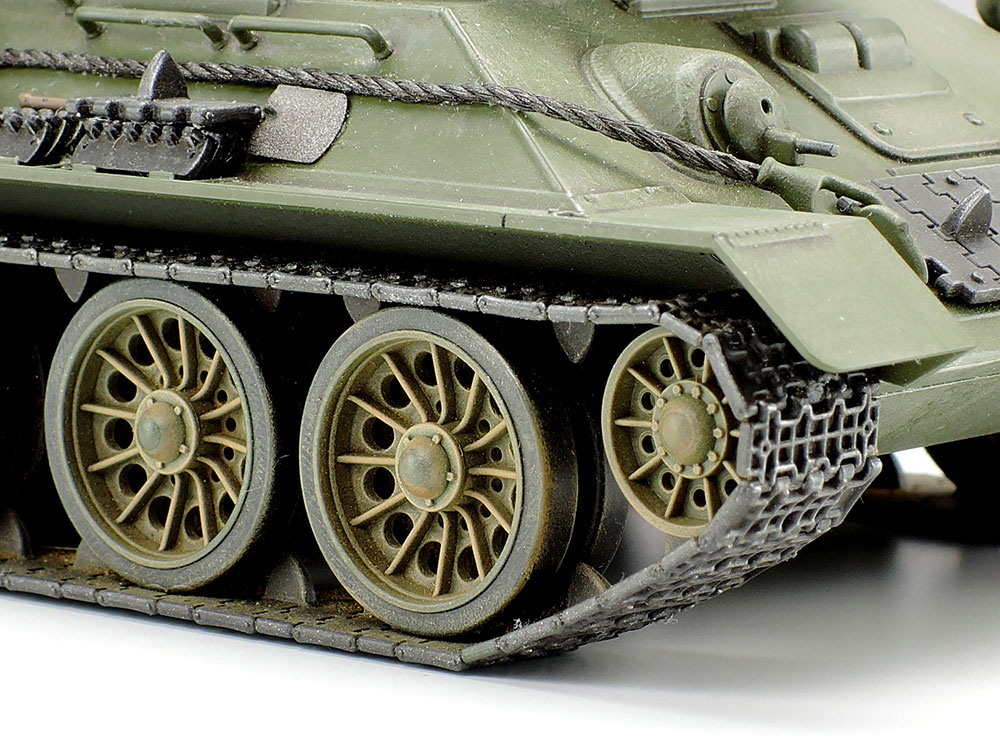 1/48 ソビエト中戦車 T-34-85: スケールモデル｜TAMIYA SHOP ONLINE