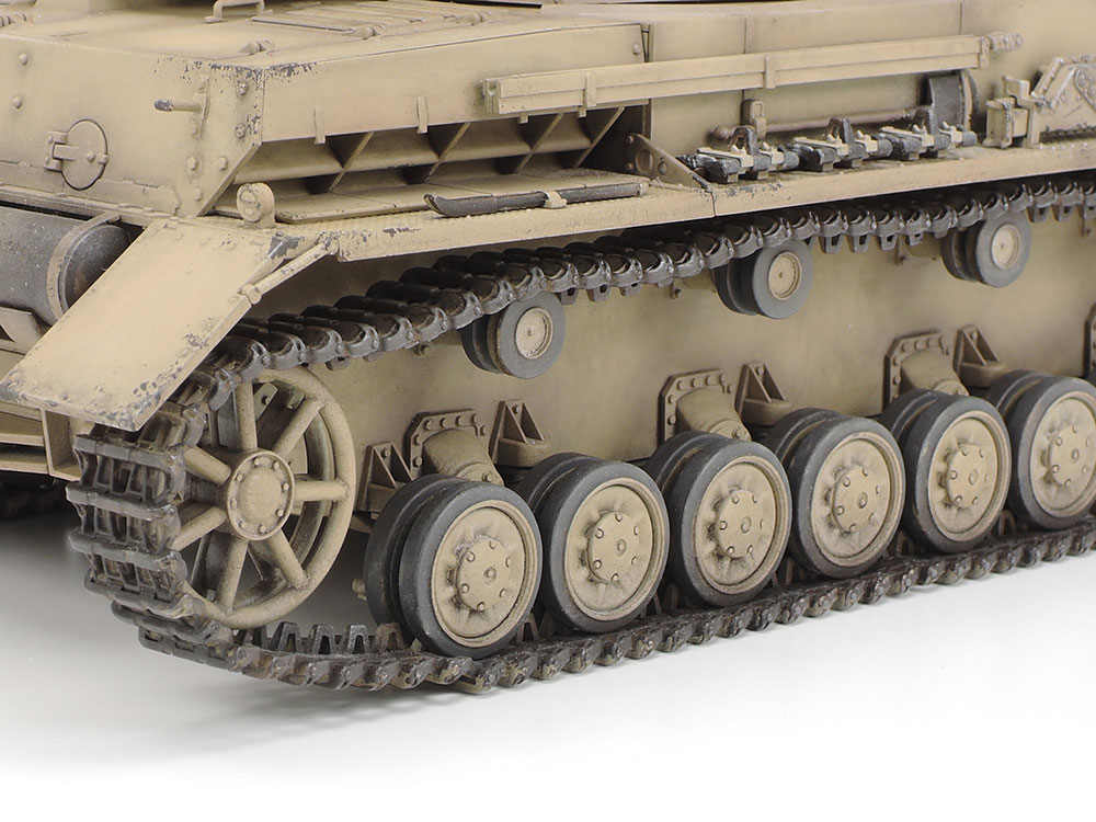 1/35 ドイツIV号戦車F型・伝令バイクセット“北アフリカ戦線”: スケール