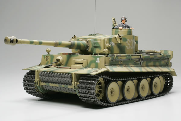 タミヤ 1/16 ドイツ重戦車タイガーI 初期生産型 （ディスプレイタイプ