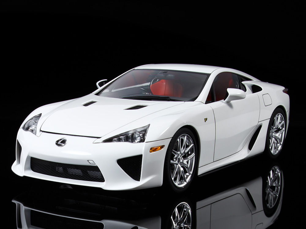 1/24 タミヤ レクサス LFA 完成品 - プラモデル