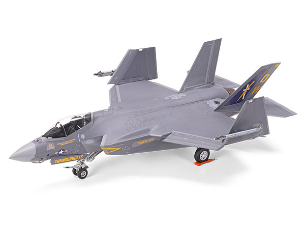 1/72 bL[h }[` F-35C CgjOII